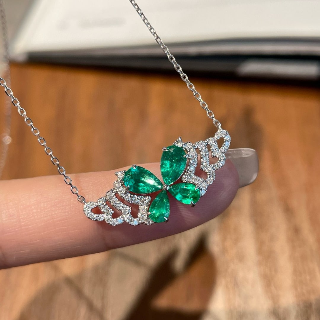 14k Gold 1 Ct Natural Emerald & Diamond Necklace - 6