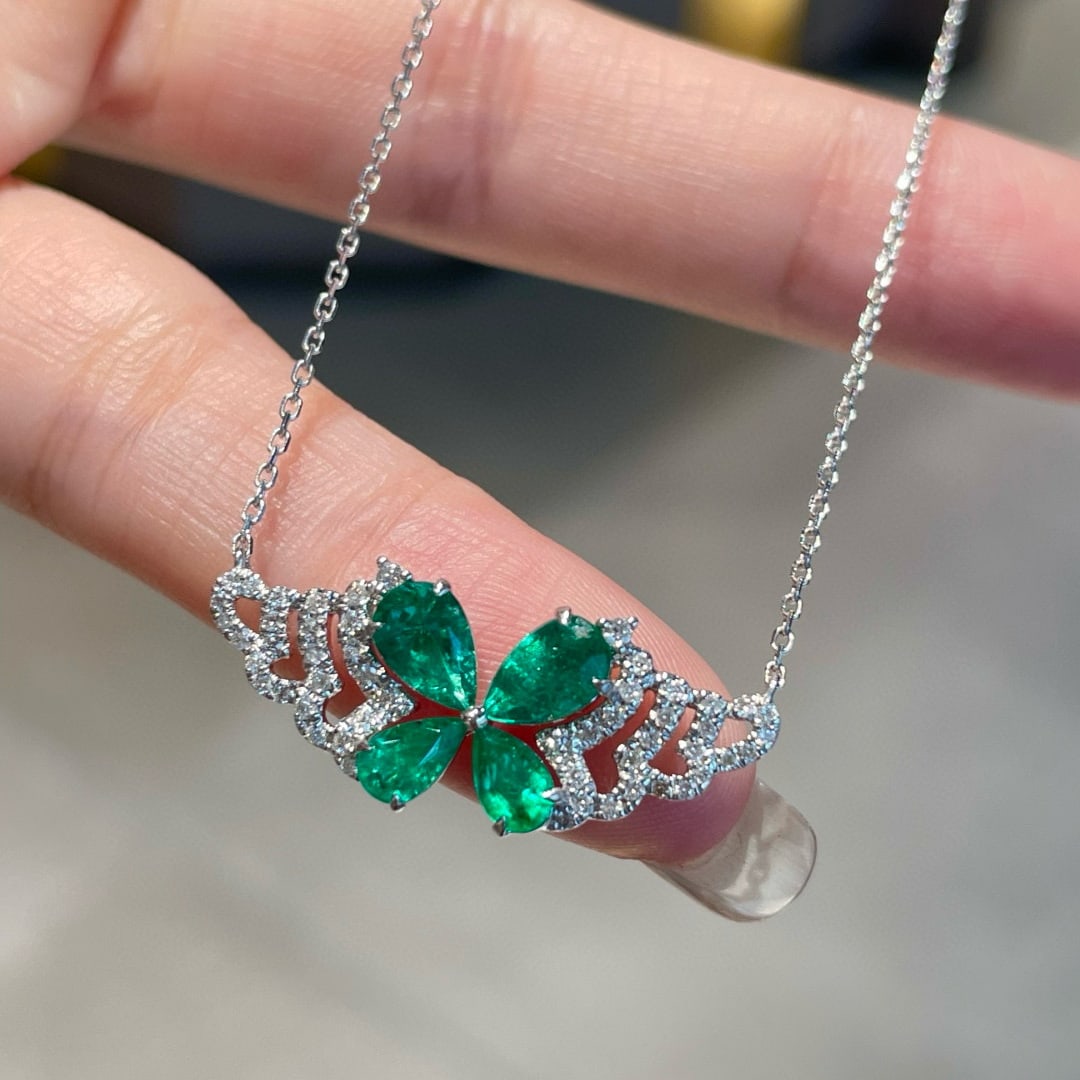 14k Gold 1 Ct Natural Emerald & Diamond Necklace - 7