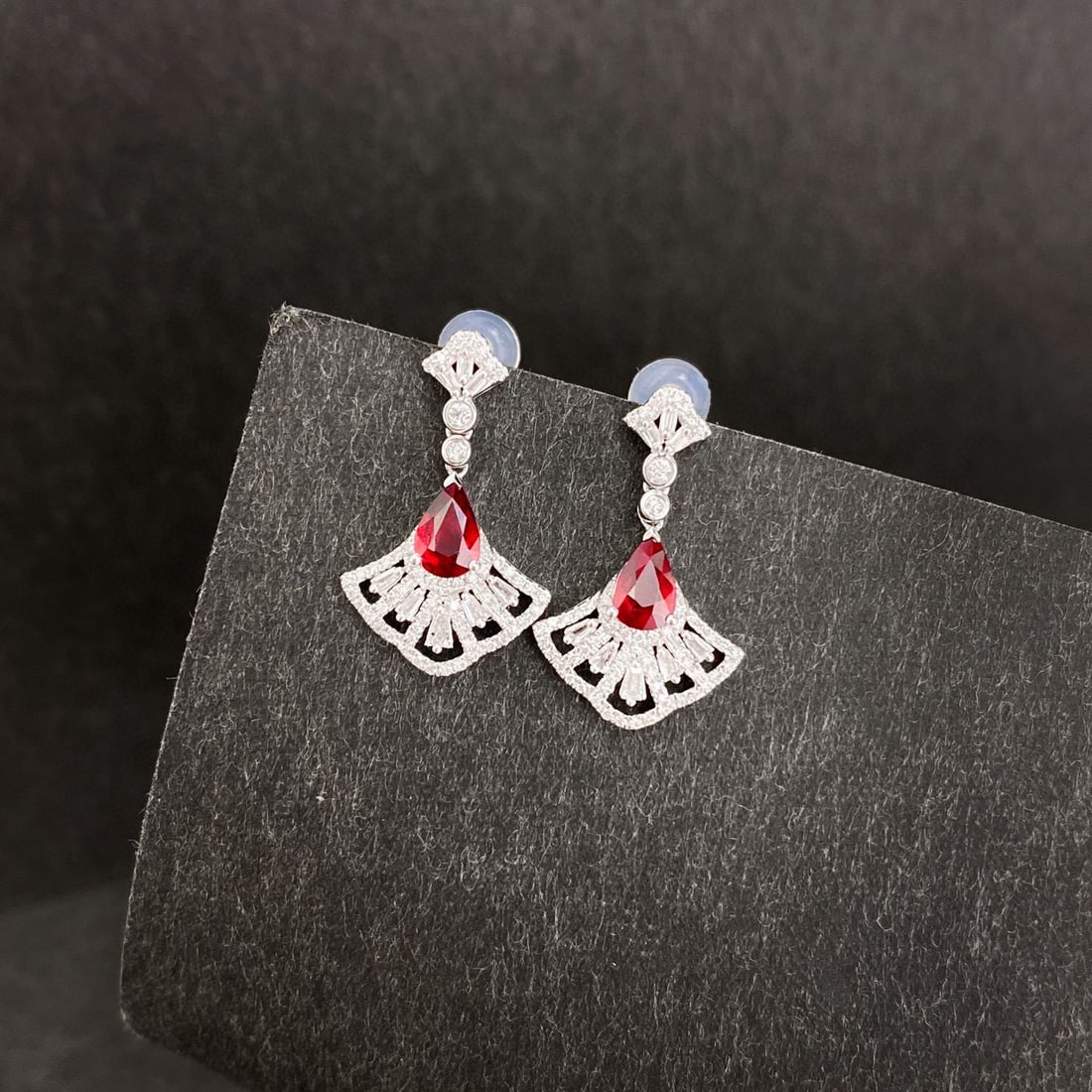 14k Gold 1.04 Ctw Vivid Red Natural Ruby & Diamond Earrings - 2
