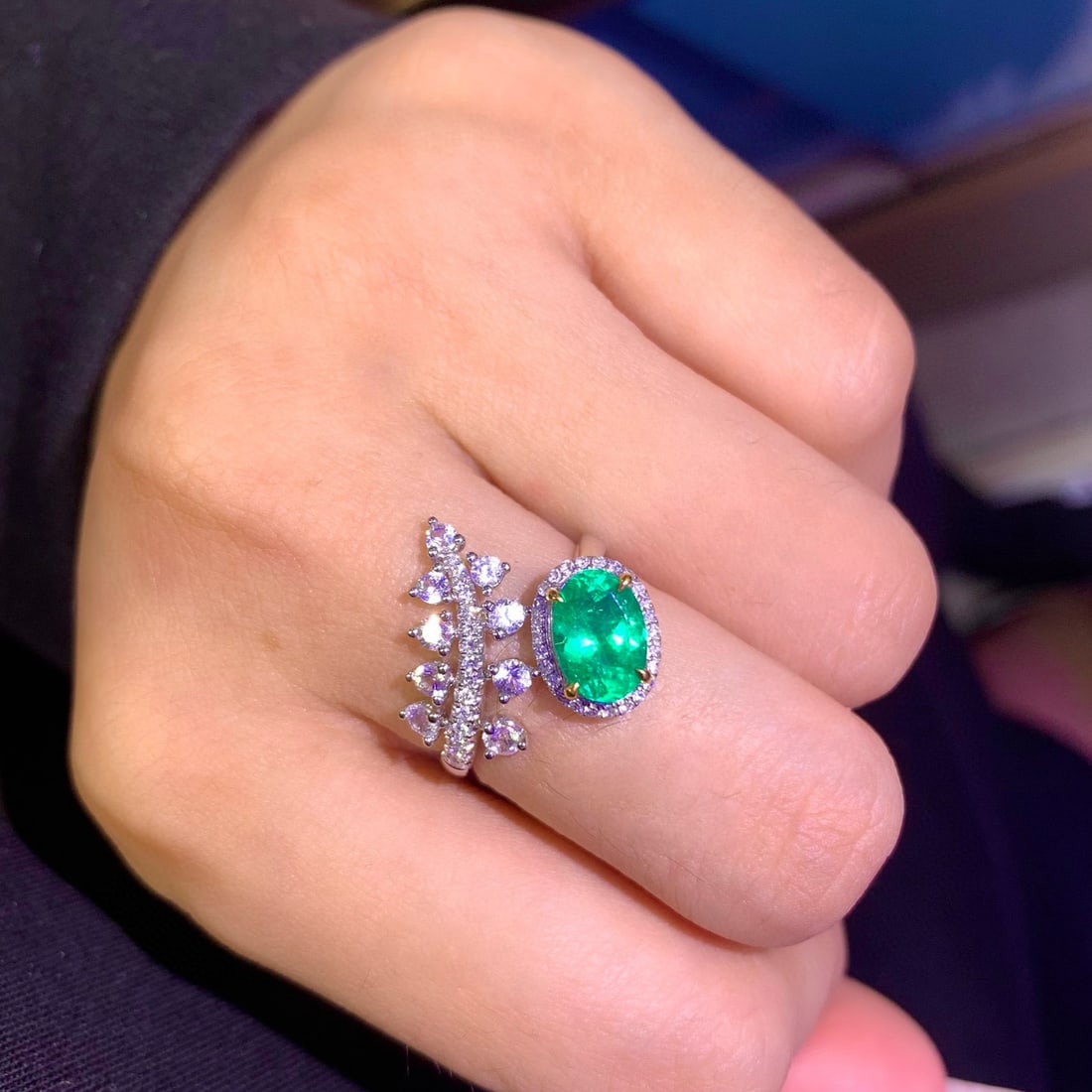 14k Gold 1.77 Ctw Vivid Green Natural Emerald & Diamond Ring - 6