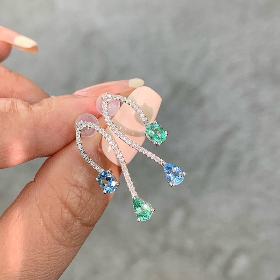 14k Gold 0.5 Ct Natural Paraiba Tourmaline & Aquamarine & Diamond Earrings - 2