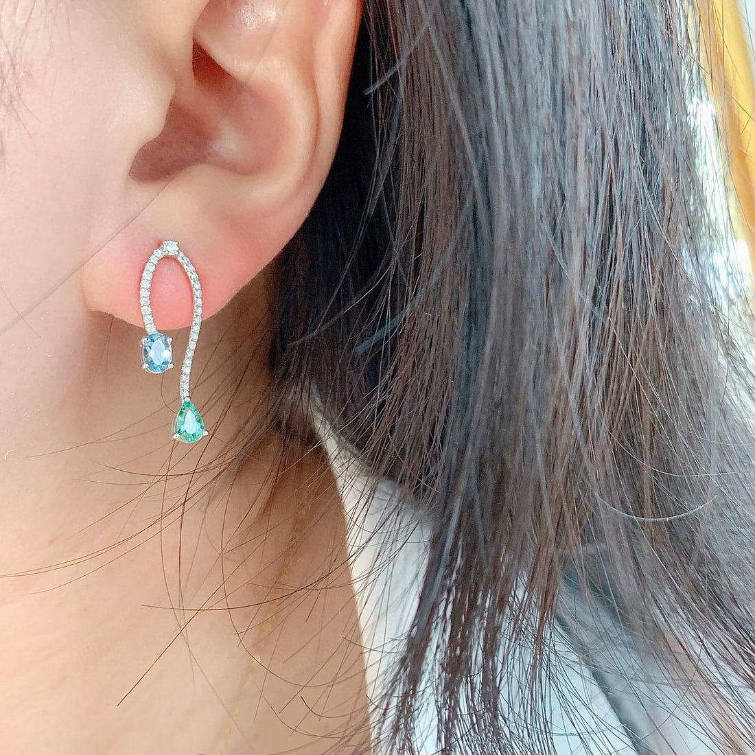 14k Gold 0.5 Ct Natural Paraiba Tourmaline & Aquamarine & Diamond Earrings - 6