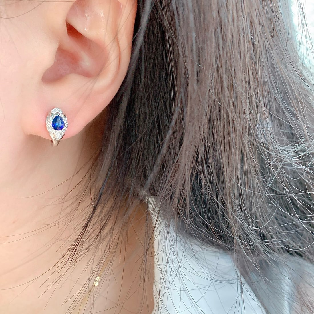 14k Gold 0.74 Ct Natural Sapphire & Diamond Earrings - 5