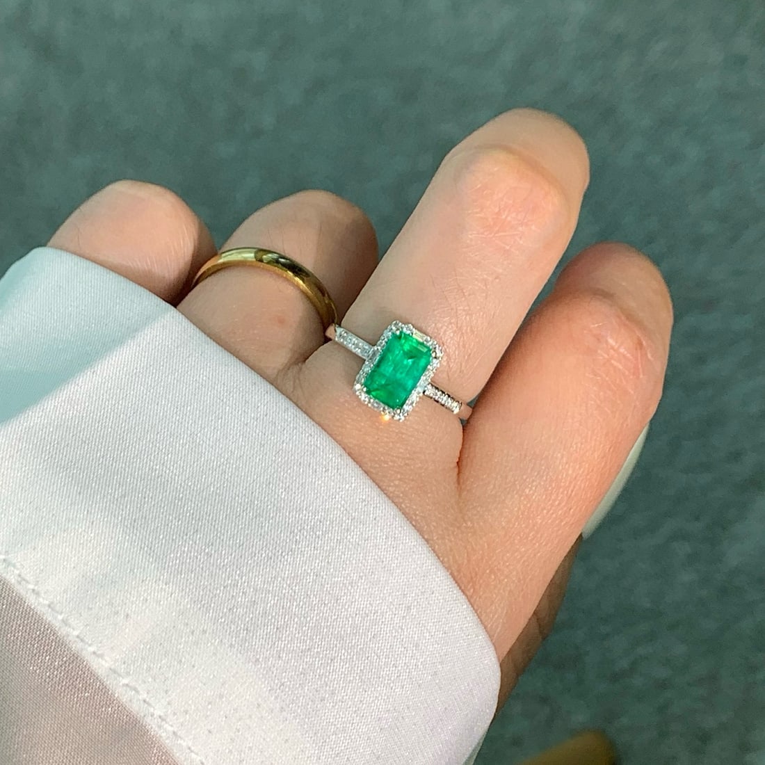 14k Gold 1.34 Ctw Natural Emerald & Diamond Ring - 6