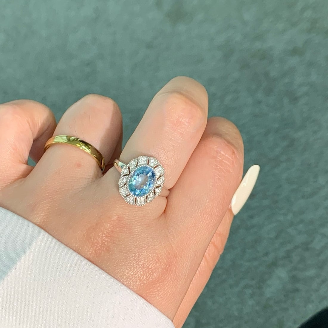 14k Gold 2.30 Ct Natural Aquamarine & Diamond Ring - 6
