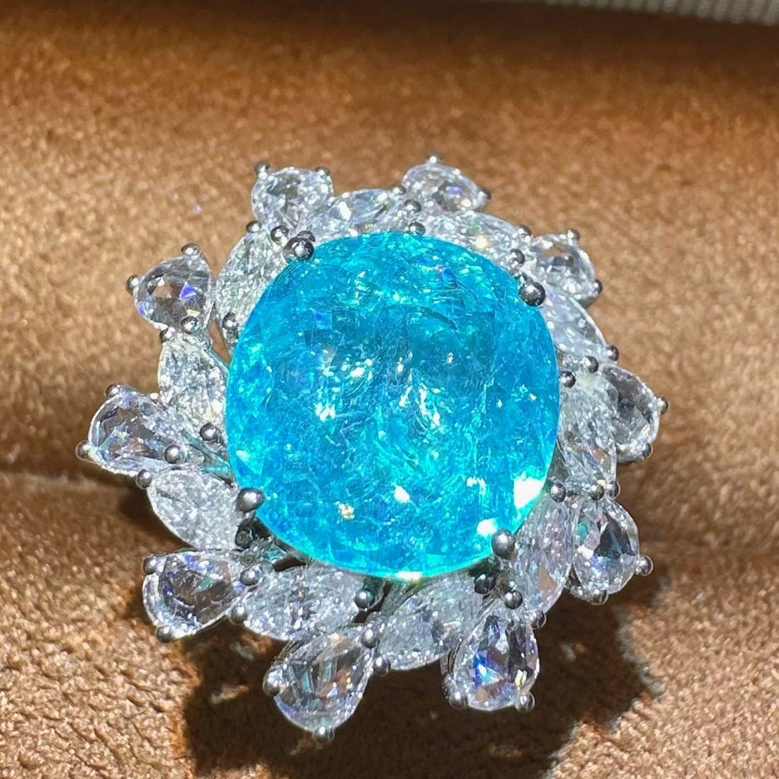 14k Gold 4.03 Ctw Natural Paraiba Tourmaline & Diamond Ring - 2
