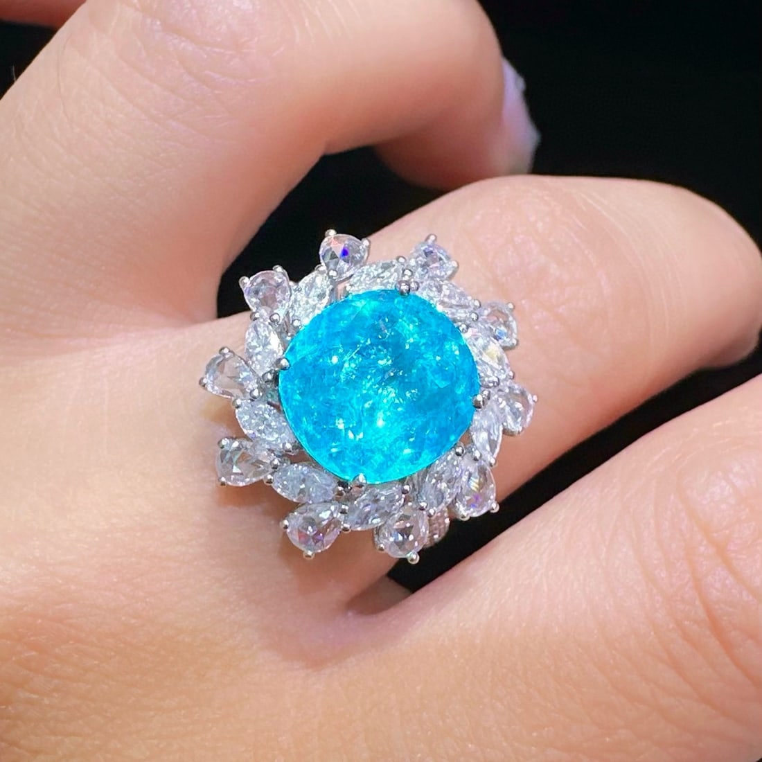 14k Gold 4.03 Ctw Natural Paraiba Tourmaline & Diamond Ring - 3