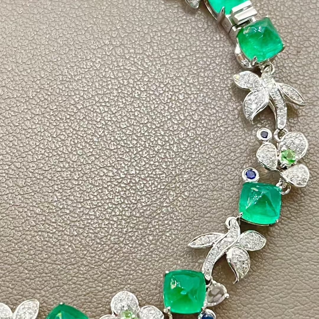 14k Gold 9.6 Ctw Natural Emerald & Diamond Bracelet - 3