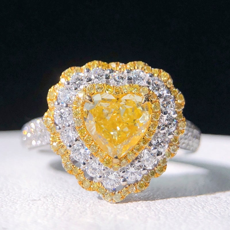 14k Gold 1.00 Ct Natural Yellow Diamond & Diamond Ring/pendant( Without Chain ): Ref:231055034 // gold content:14k gold // ring size:7. 25us // // main gemstone:yellow diamond // shape:heart // carat weight:1. 00ct // color:yellow // treatment:natural // // adjacent gemstone 2 : d