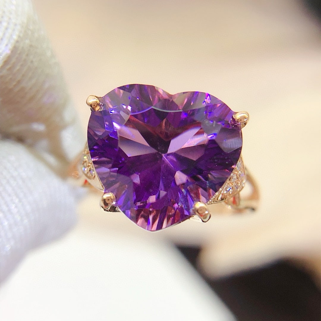 14k Gold 5.46 Ct Natural Amethyst & Diamond Ring - 3