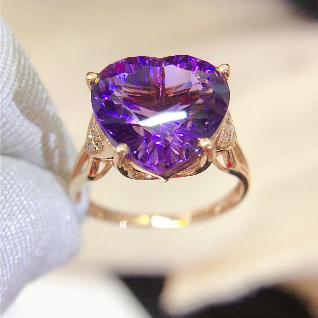 14k Gold 5.46 Ct Natural Amethyst & Diamond Ring - 4
