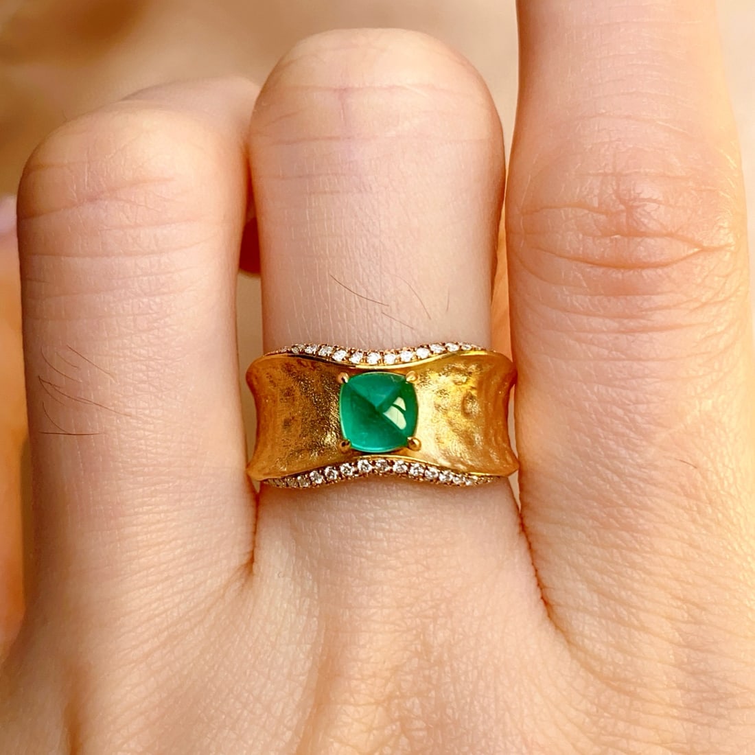 14k Gold 1.00 Ct Natural Emerald & Diamond Ring - 4