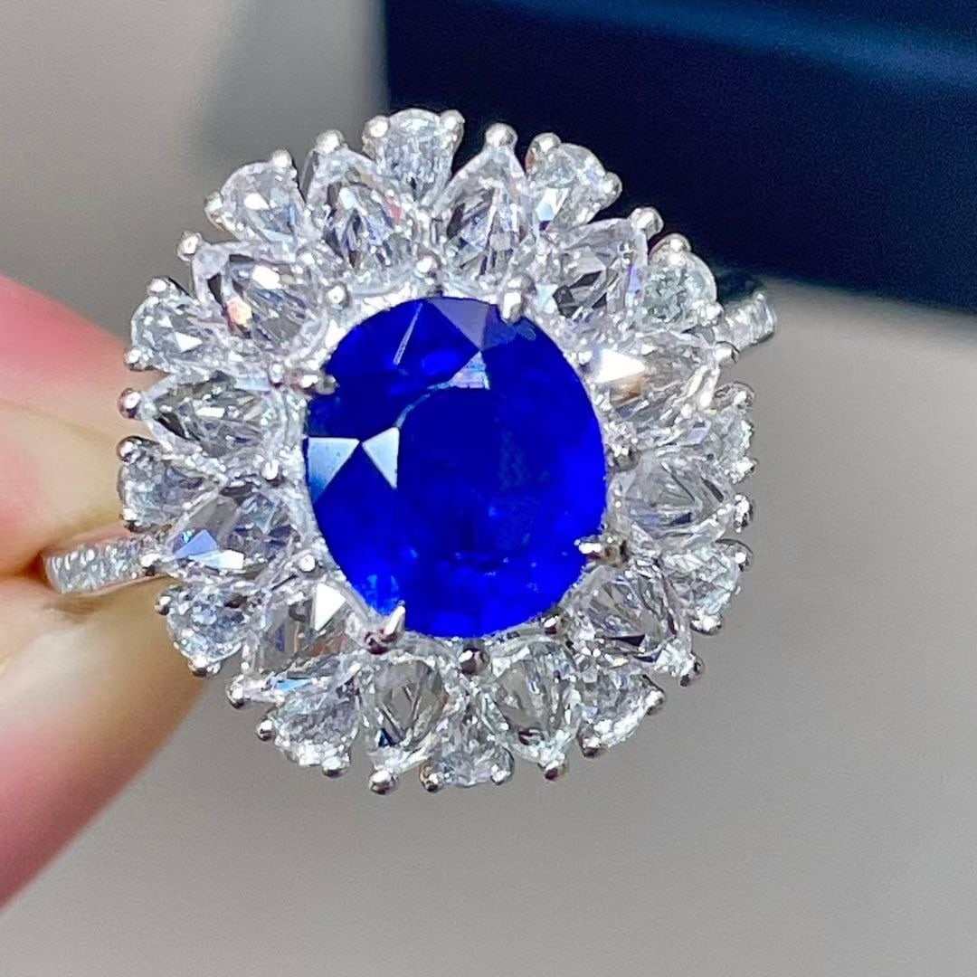 14k Gold 1.58 Ct Natural Sapphire & Diamond & Sapphire Ring: Ref:231055101 // gold content:14k gold // ring size:7. 25us // // main gemstone:sapphire // shape:oval // carat weight:1. 58ct // color:royal blue // treatment:natural // // adjacent gemstone 2 :
