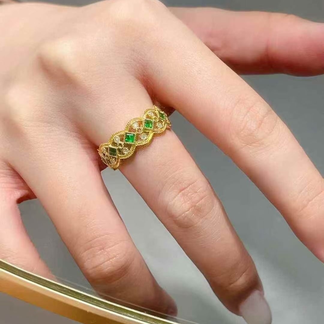 14k Gold 0.51 Ctw Vivid Green Natural Emerald & Diamond Ring - 3