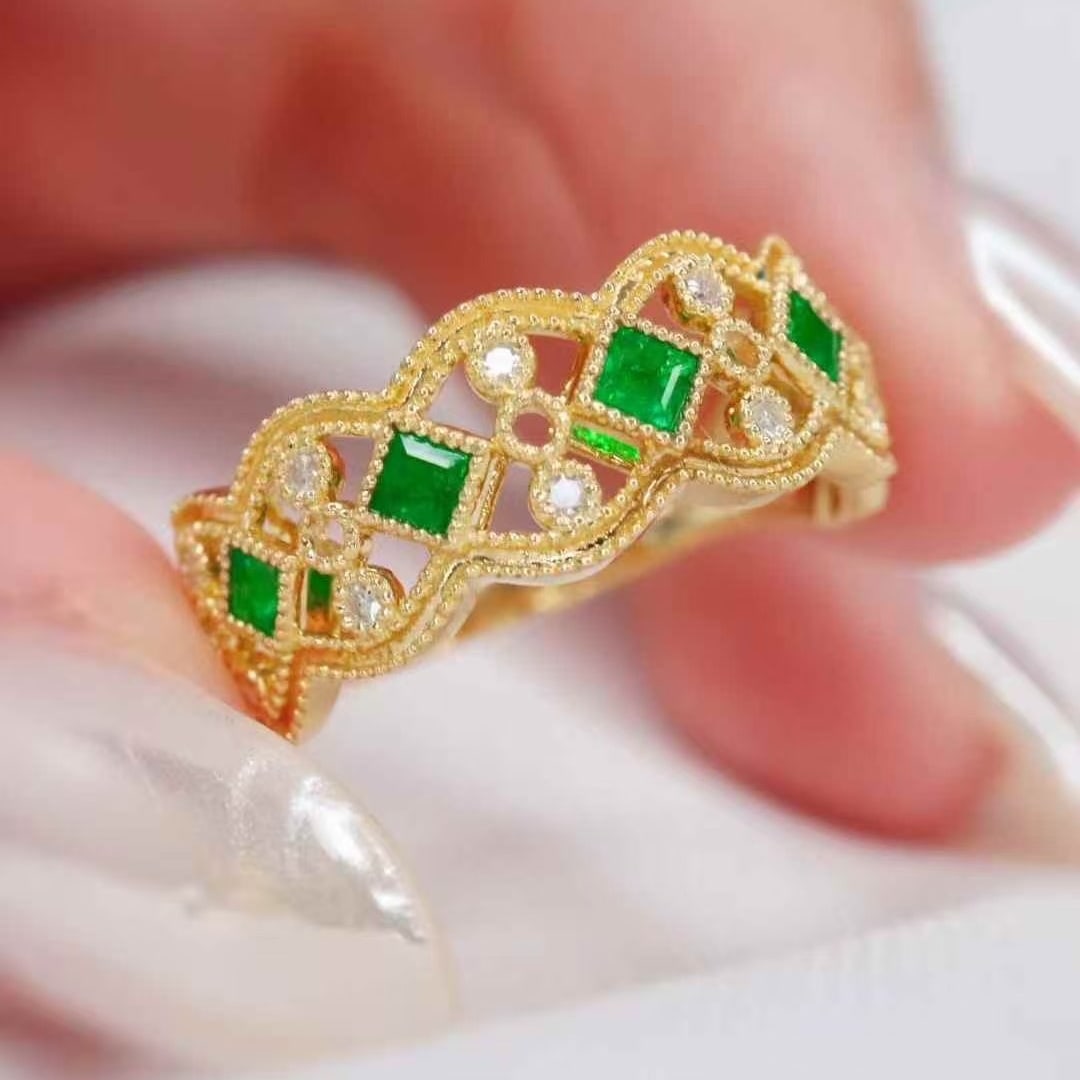 14k Gold 0.51 Ctw Vivid Green Natural Emerald & Diamond Ring - 5