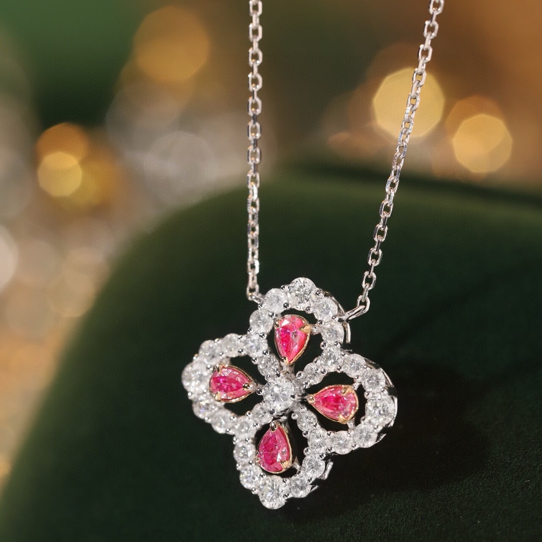 14k Gold 1 Ct Natural Color Diamond Necklace: Ref:231055157 // gold content:14k gold // main gemstone:diamond // shape:multiply // carat weight:1ct // clarity grade:vs-si // color:color // treatment:natural // Condition: New Low Estimate: 6800.00
