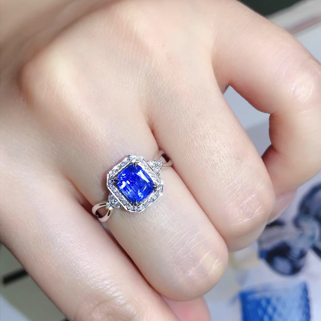 14k Gold 1.80 Ctw Natural Sapphire & Diamond Ring - 2