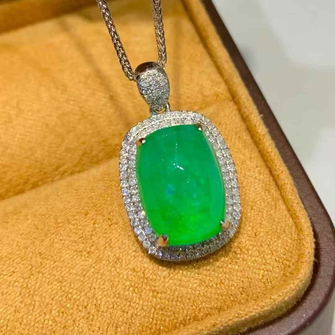 14k Gold 6 Ct Natural Emerald & Diamond Pendant( Without Chain ) - 4