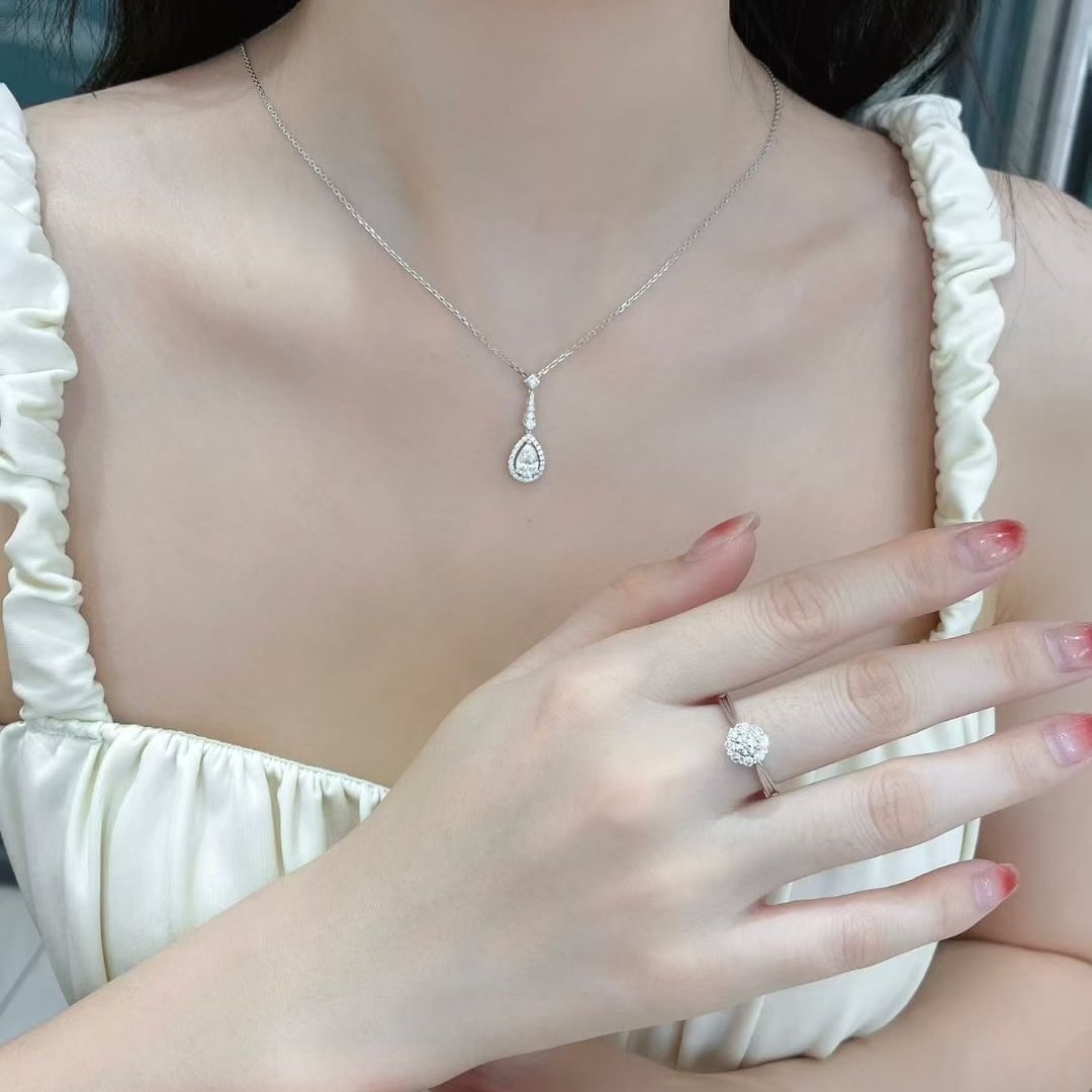 Gia Certified 14k Gold 0.94 Ctw Natural E Si1 Pear Diamond Necklace - 5