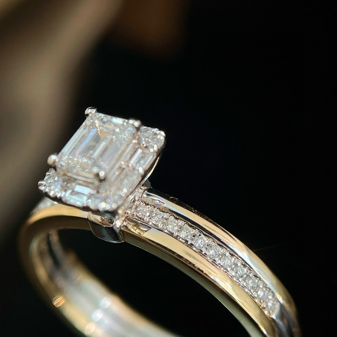 Gia Certified 14k Gold 0.43 Ctw Natural E Vs2 Emerald Diamond Ring - 4