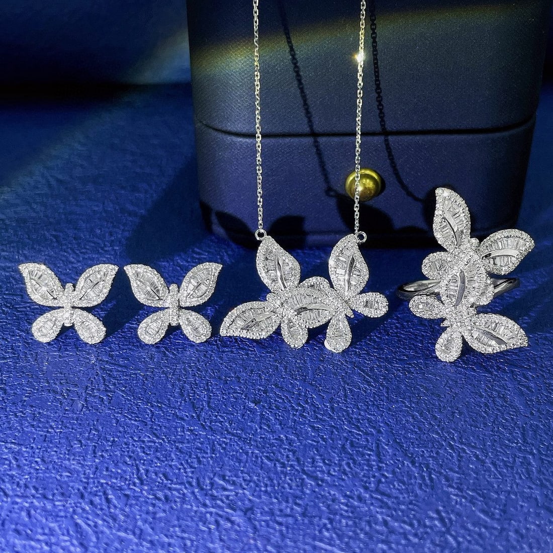 14k Gold 1.3 Ctw Natural H Diamond & Butterfly Jewelry Set: Ref:231055195 // gold content:14k gold // ring size:7. 25us // // necklace // main gemstone:diamond // shape:multiply // carat weight:0. 36ct // clarity grade:vs-si // color:h // treatment:natural //