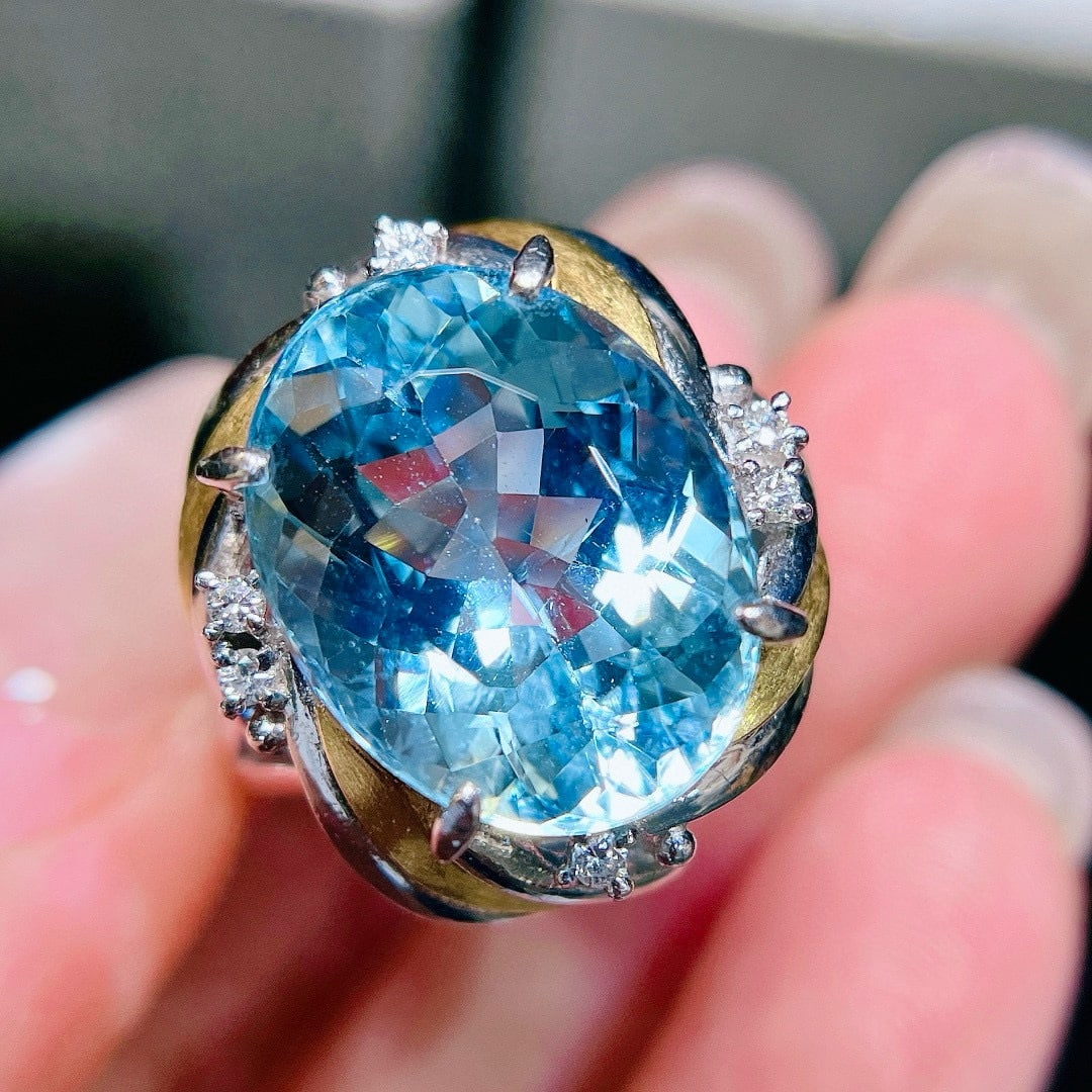 14k Gold 8.89 Ctw Natural Aquamarine & Diamond Ring - 4