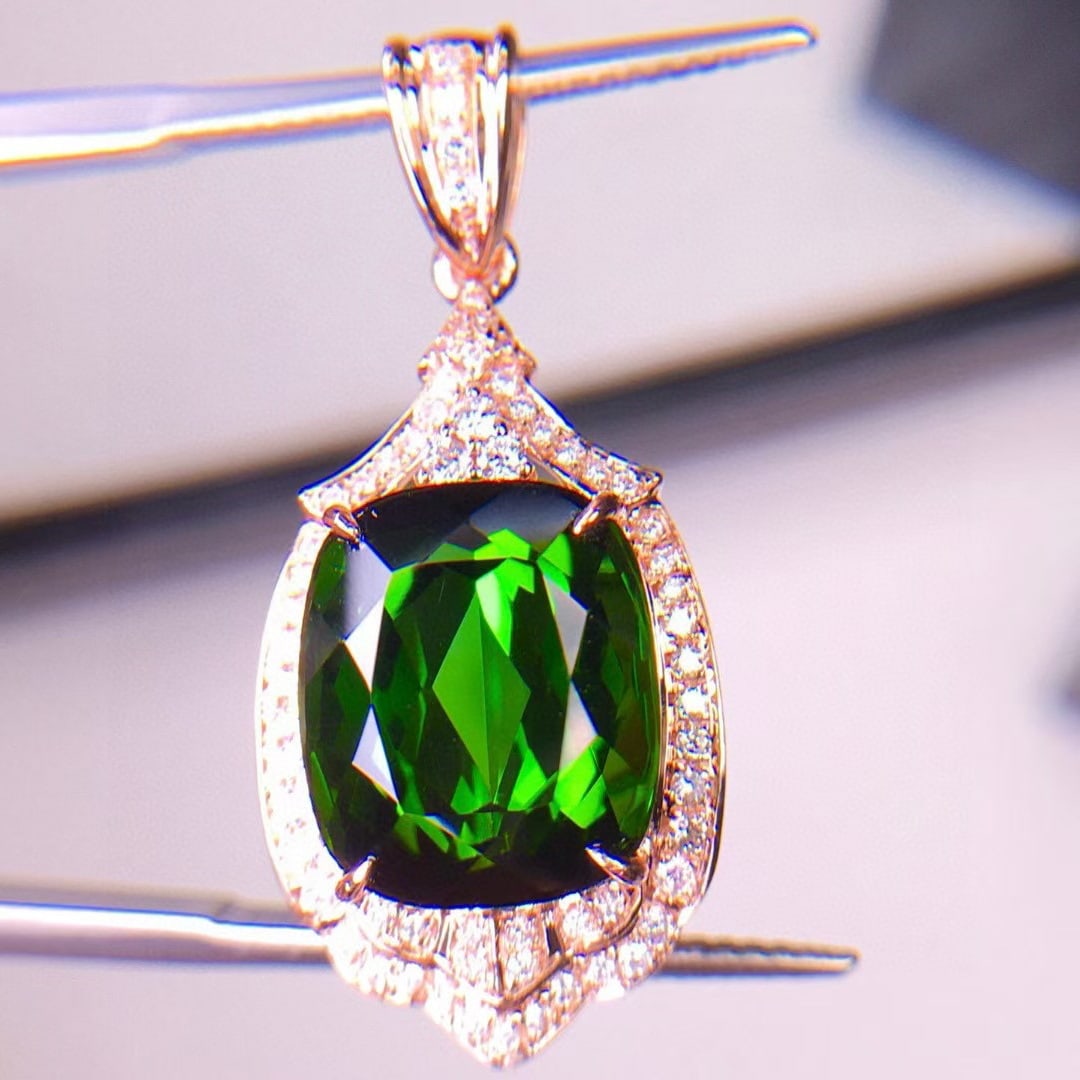 14k Gold 9.1 Ct Natural Tourmaline & Diamond Pendant( Without Chain ) - 2