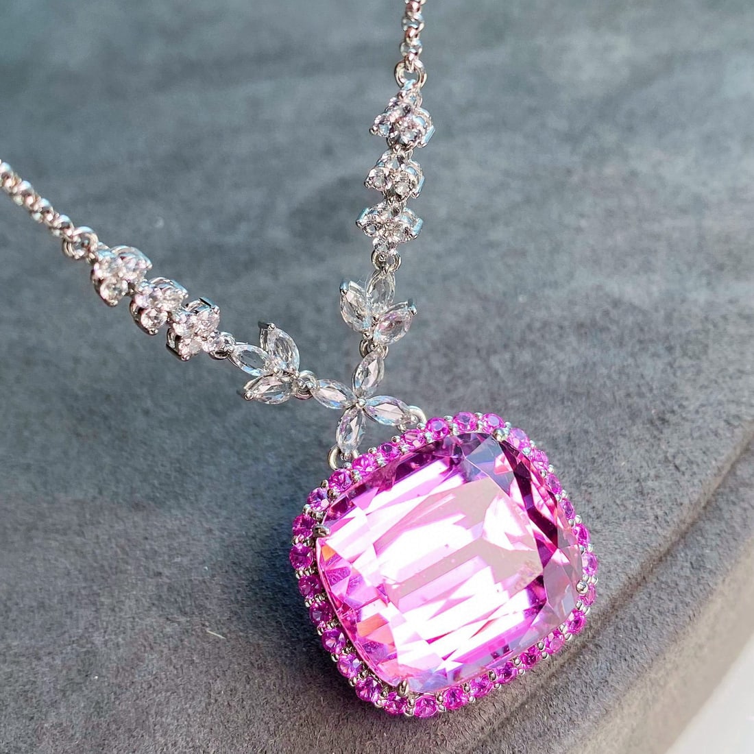 14k Gold 34.84 Ctw Natural Kunzite & Sapphire Necklace - 6