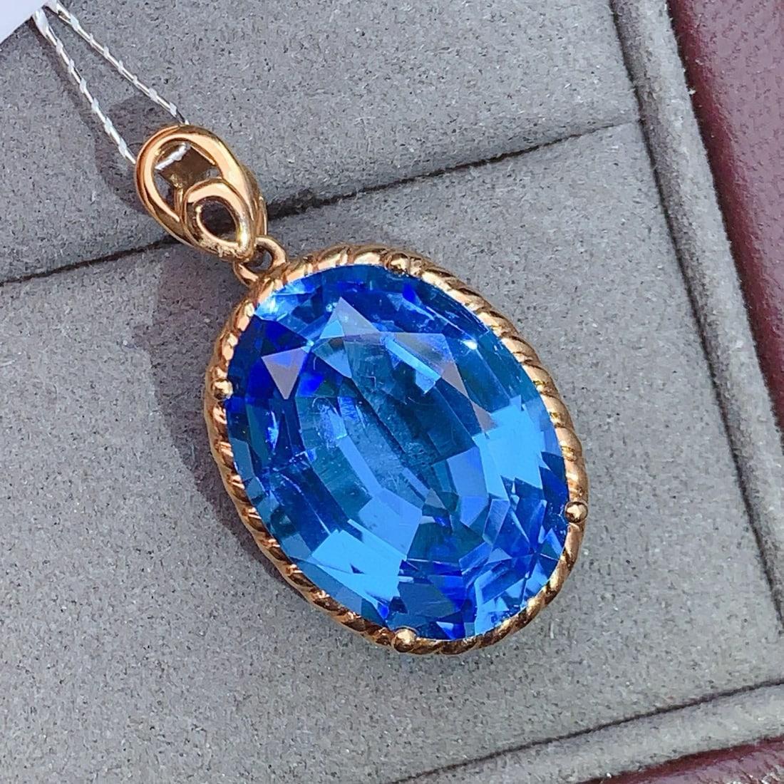 14k Gold 20.24 Ctw Natural Topaz & Diamond Jewelry Set - 3