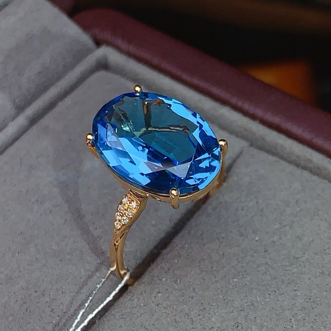 14k Gold 20.24 Ctw Natural Topaz & Diamond Jewelry Set - 4
