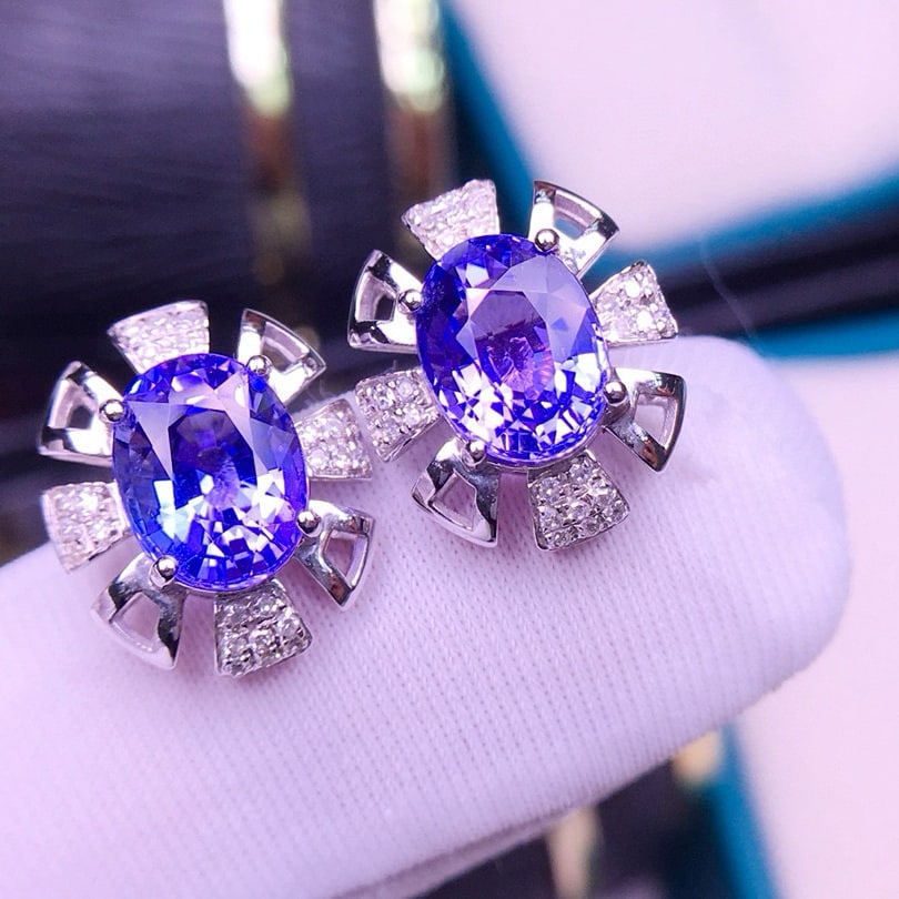 14k Gold 4.8 Ct Natural Tanzanite & Diamond Earrings - 4