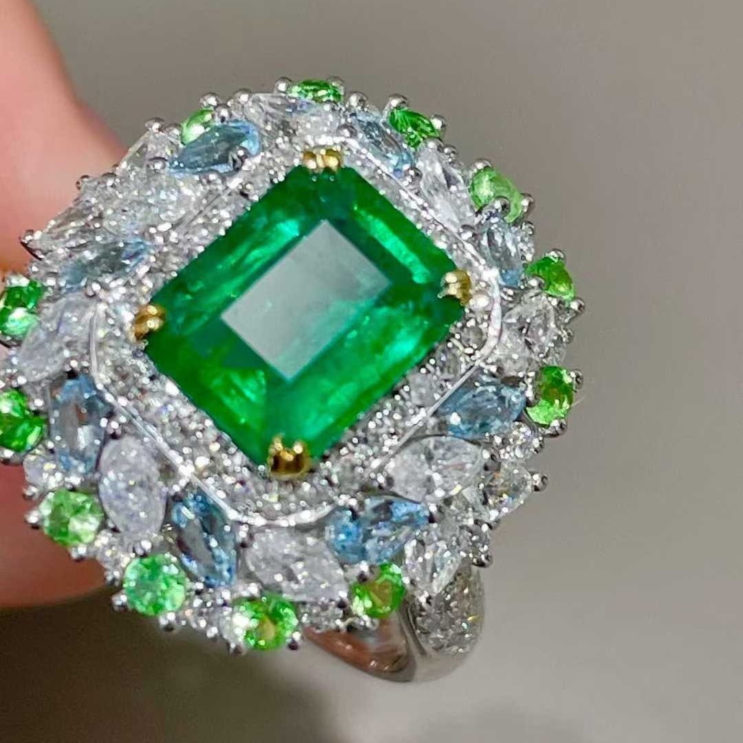 14k Gold 3.27 Ctw Vivid Green Natural Emerald & Diamond Ring - 6