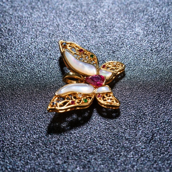 14k Gold 0.48 Ctw Natural Ruby & Diamond & Butterfly Pendant( Without Chain ) - 4