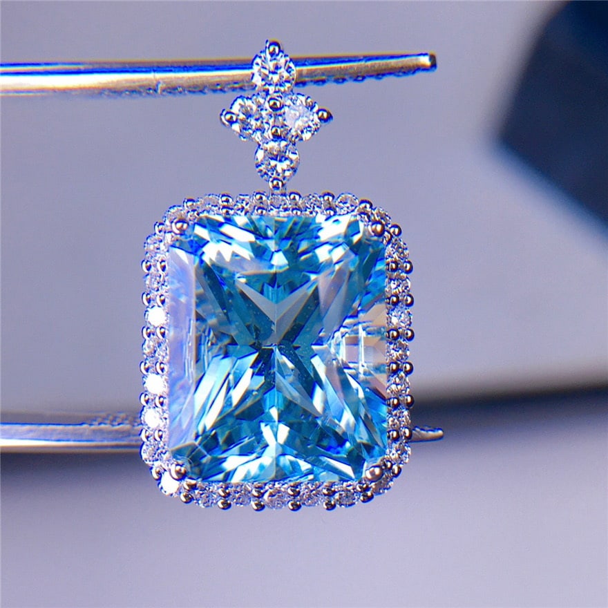 14k Gold 4.5 Ct Natural Aquamarine & Diamond Pendant( Without Chain ) - 4