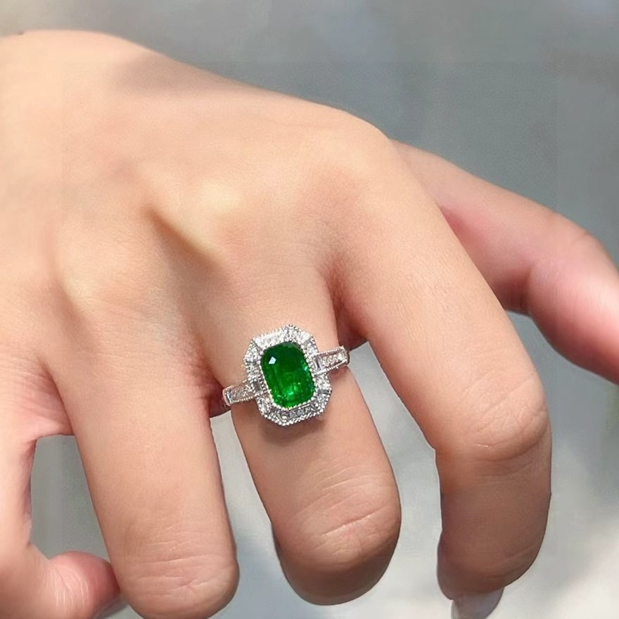 14k Gold 2.01 Ctw Vivid Green Natural Emerald & Diamond Ring - 5