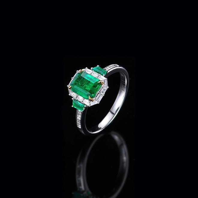 14k Gold 1.43 Ctw Vivid Green Natural Emerald & Diamond Ring - 4