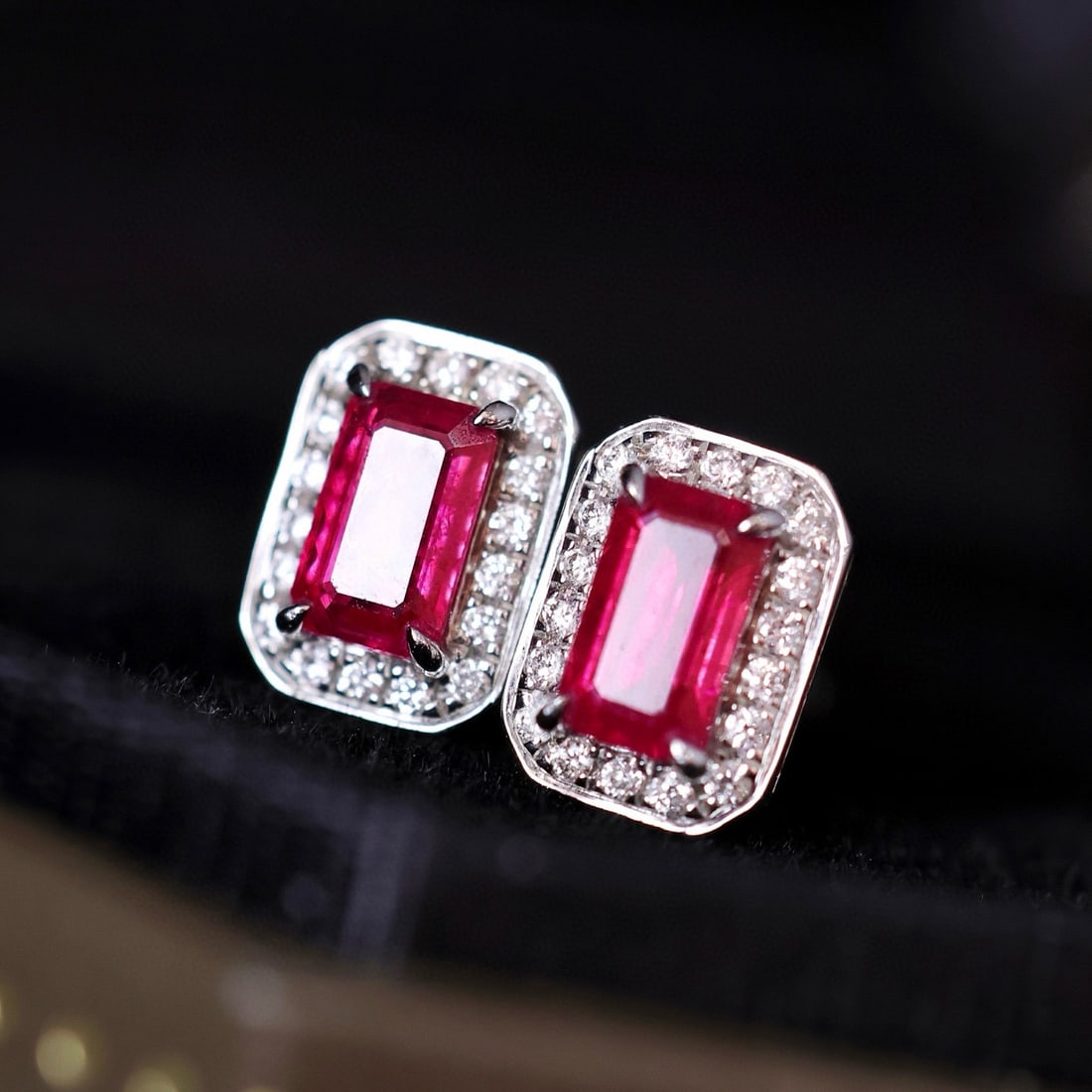 14k Gold 0.89 Ctw Natural Ruby & Diamond Earrings - 3