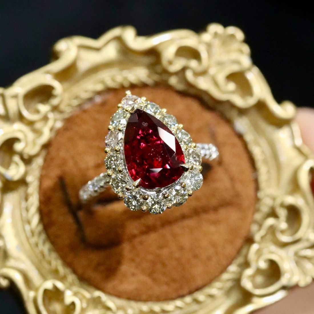 14k Gold 2.95 Ctw Natural Ruby & Diamond Ring - 2