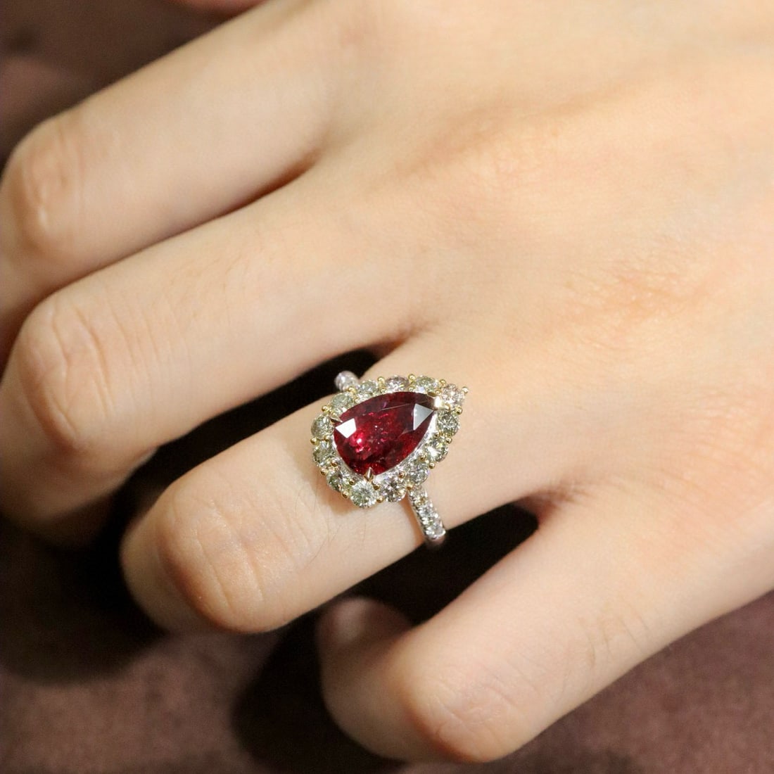 14k Gold 2.95 Ctw Natural Ruby & Diamond Ring - 6