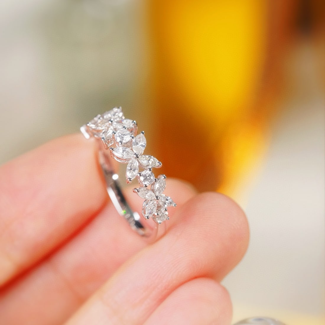 14k Gold 0.85 Ct Natural H Diamond Ring - 5