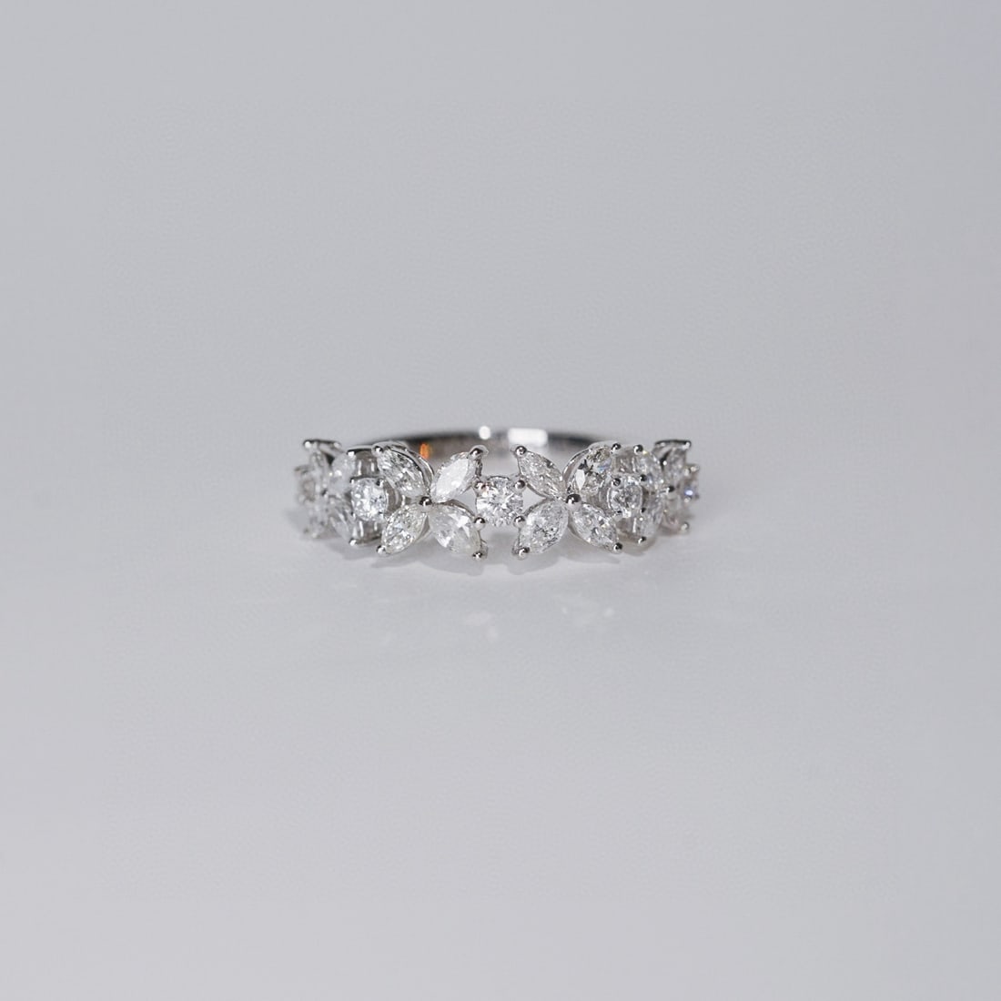 14k Gold 0.85 Ct Natural H Diamond Ring - 7