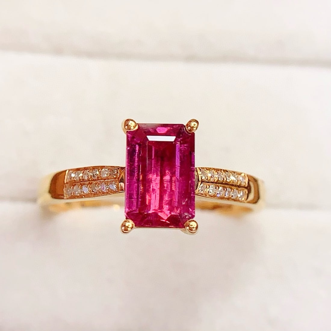 14k Gold 1.8 Ct Natural Tourmaline & Diamond Ring - 4