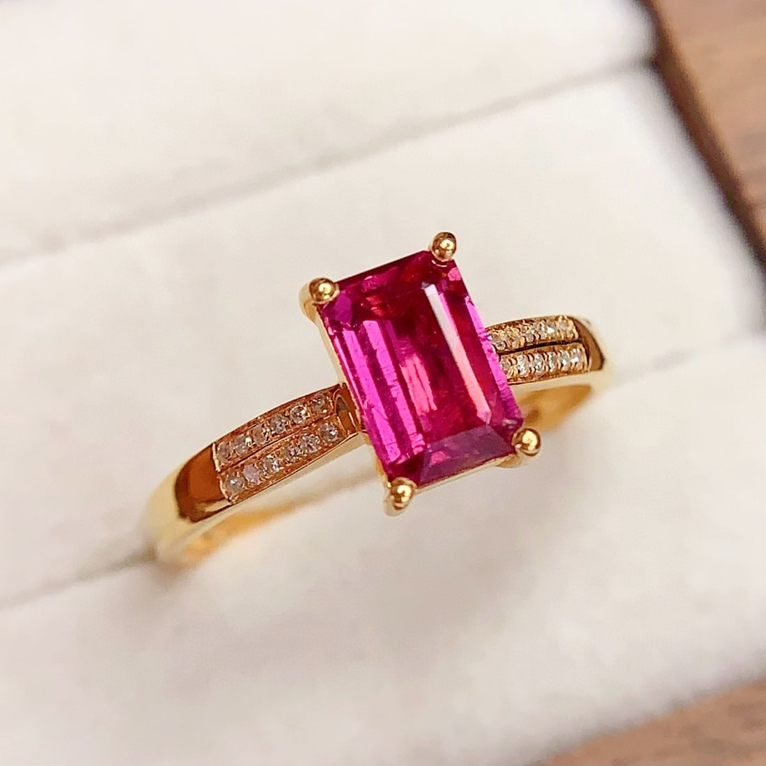 14k Gold 1.8 Ct Natural Tourmaline & Diamond Ring - 5