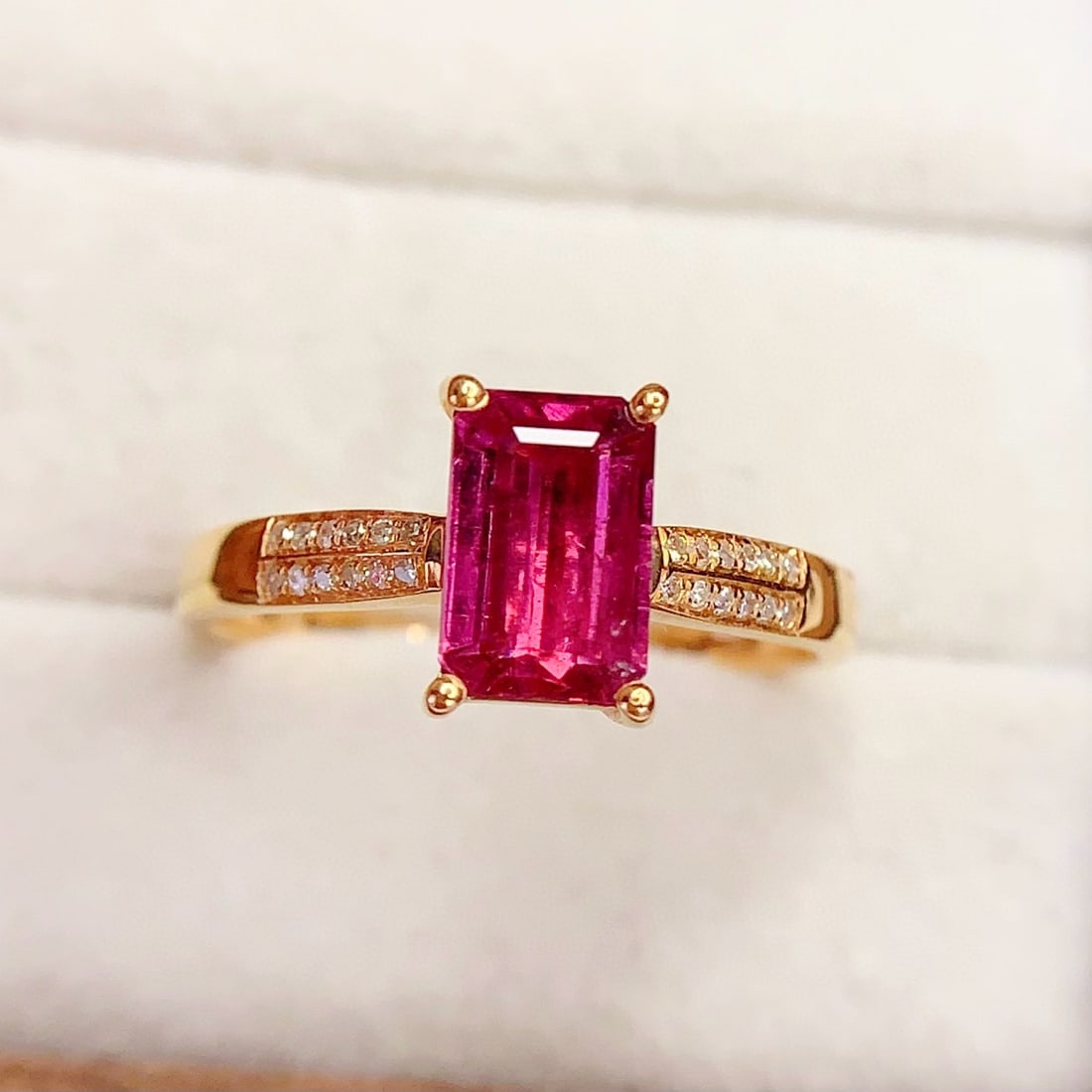 14k Gold 1.8 Ct Natural Tourmaline & Diamond Ring - 6