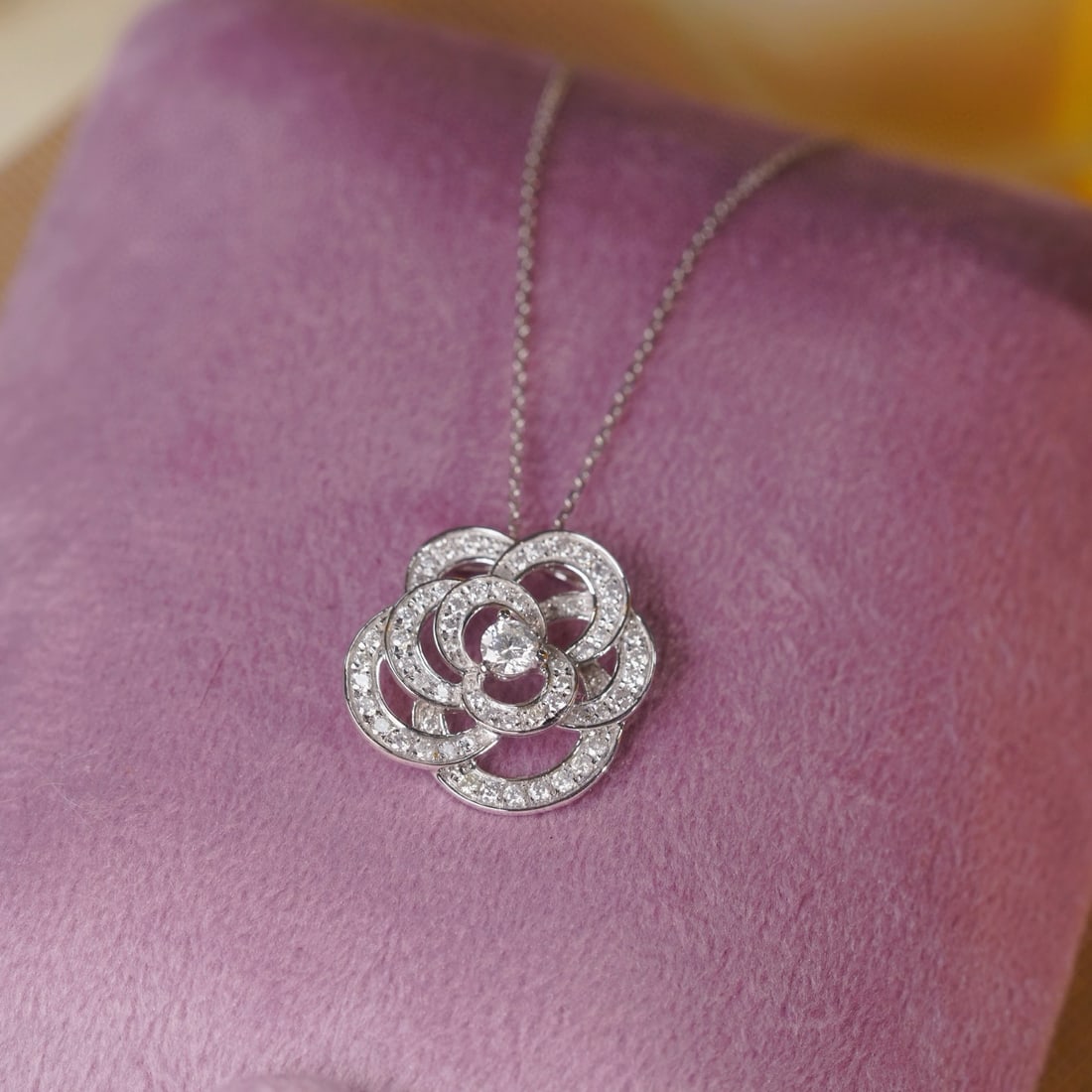14k Gold 0.65 Ctw Natural H Diamond Necklace - 3