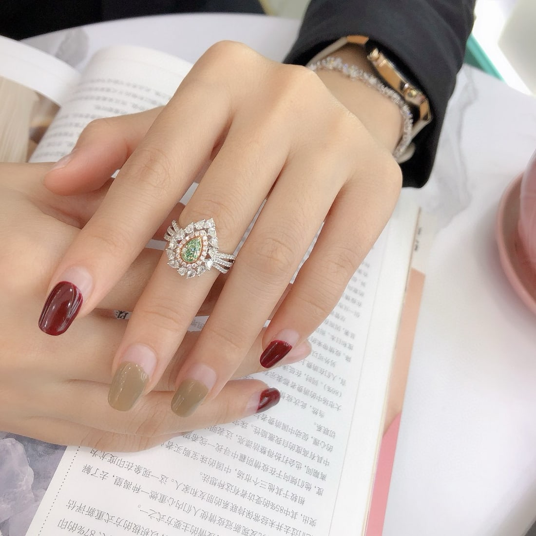 14k Gold 1.66 Ctw Natural Green Diamond & Diamond Ring - 4