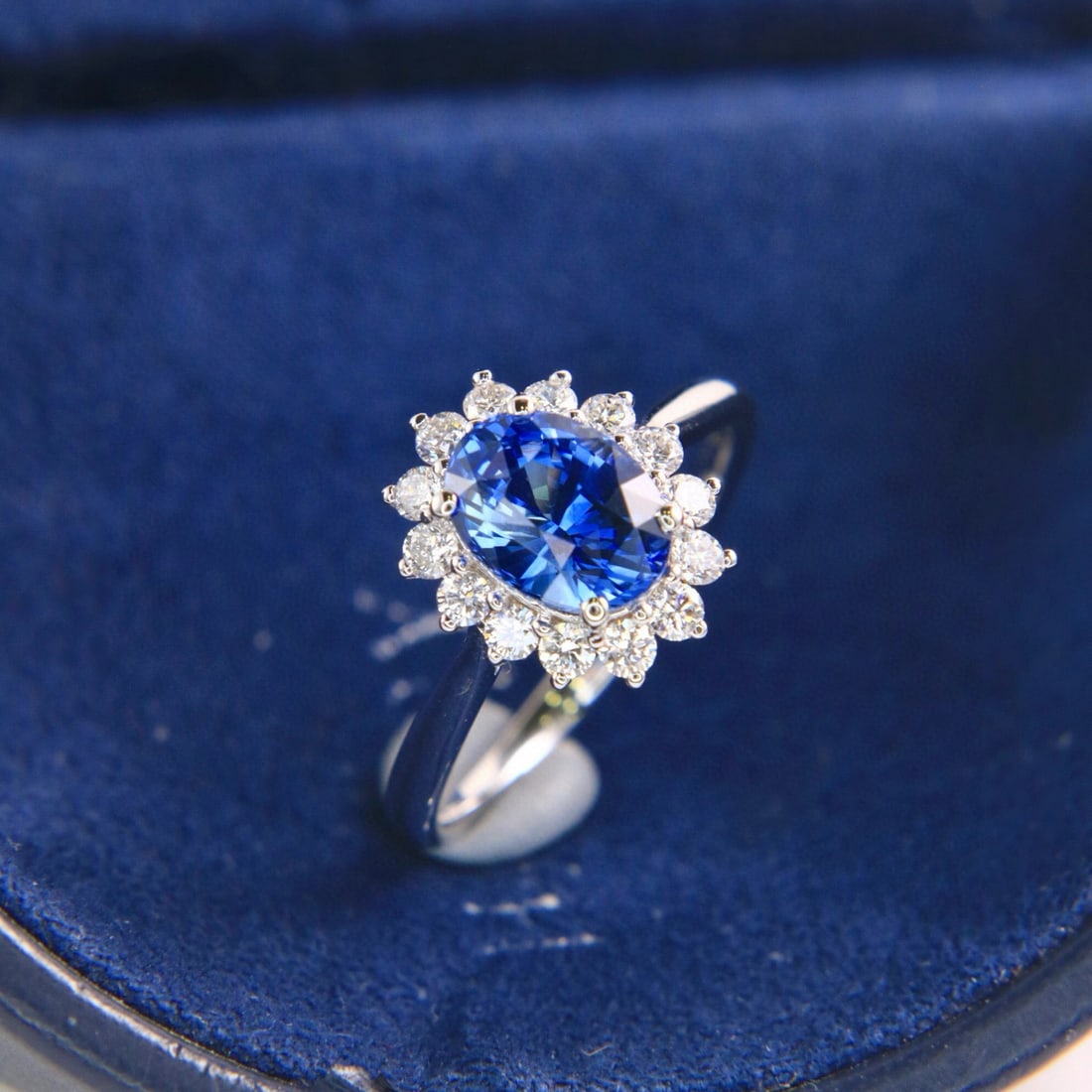 14k Gold 5.05 Ctw Natural Sapphire & Diamond Jewelry Set - 8
