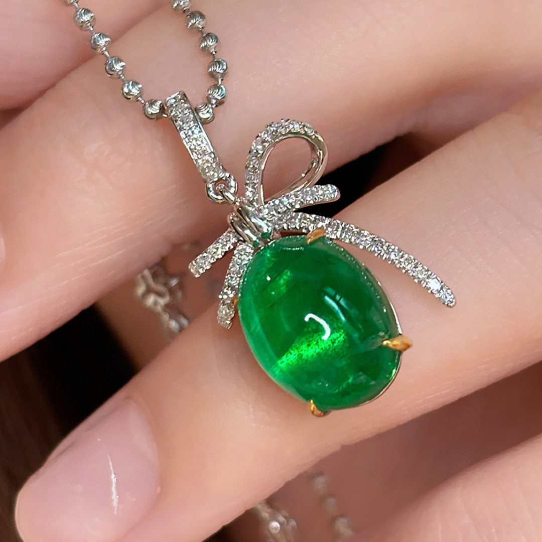 14k Gold 5.66 Ct Vivid Green Natural Emerald & Diamond Pendant( Without Chain ) - 2