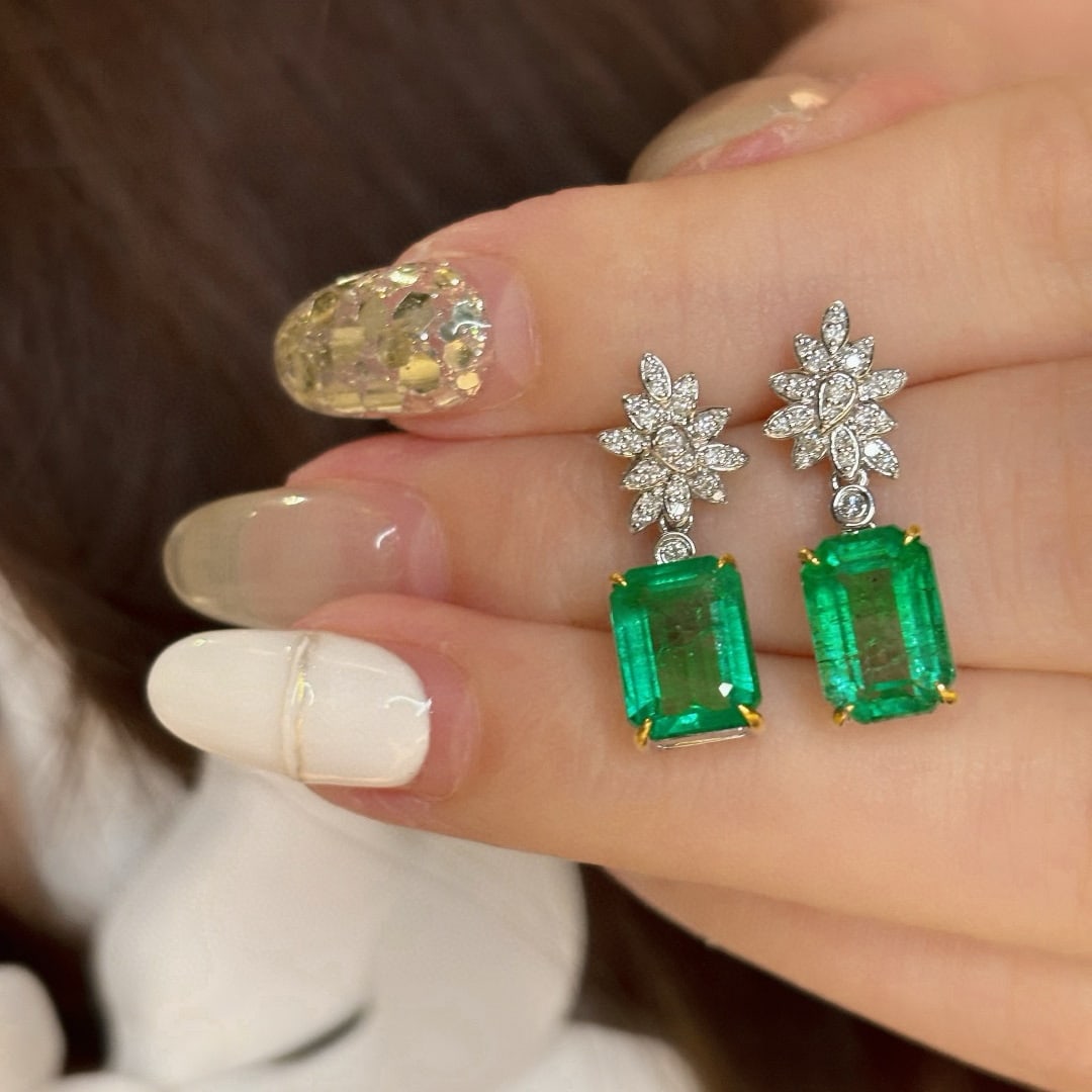 14k Gold 4.37 Ct Natural Emerald & Diamond Earrings - 2
