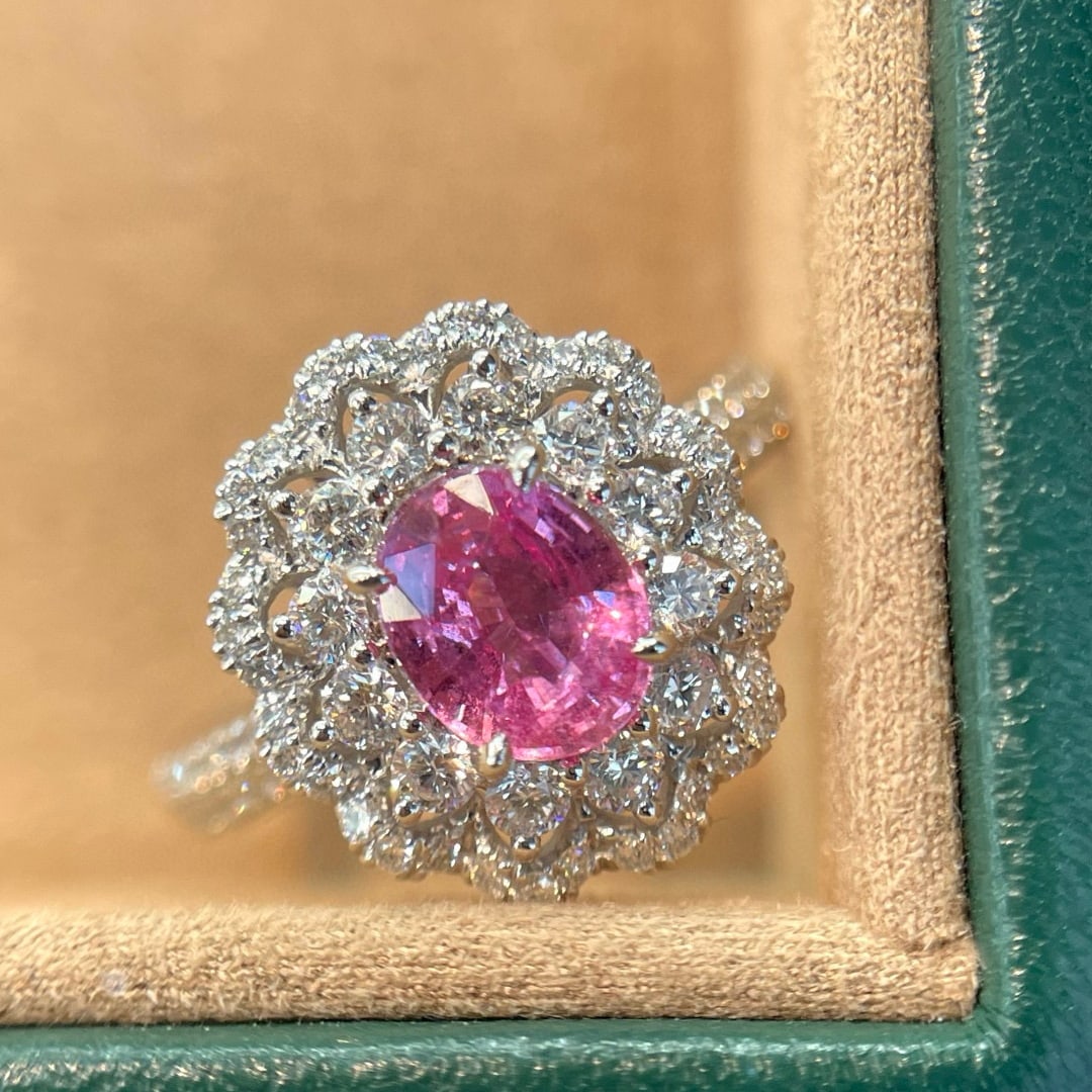 14k Gold 1.80 Ctw Natural Padparadscha Sapphire & Diamond Ring - 2